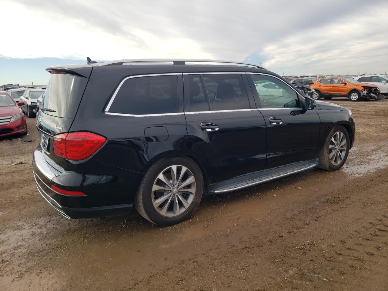 2013 Mercedes-Benz GL-klasse VIN 4JGDF7CE9DA192319 Copart auction photo, normal wear / minor dent/scratches damage thumbnail 3