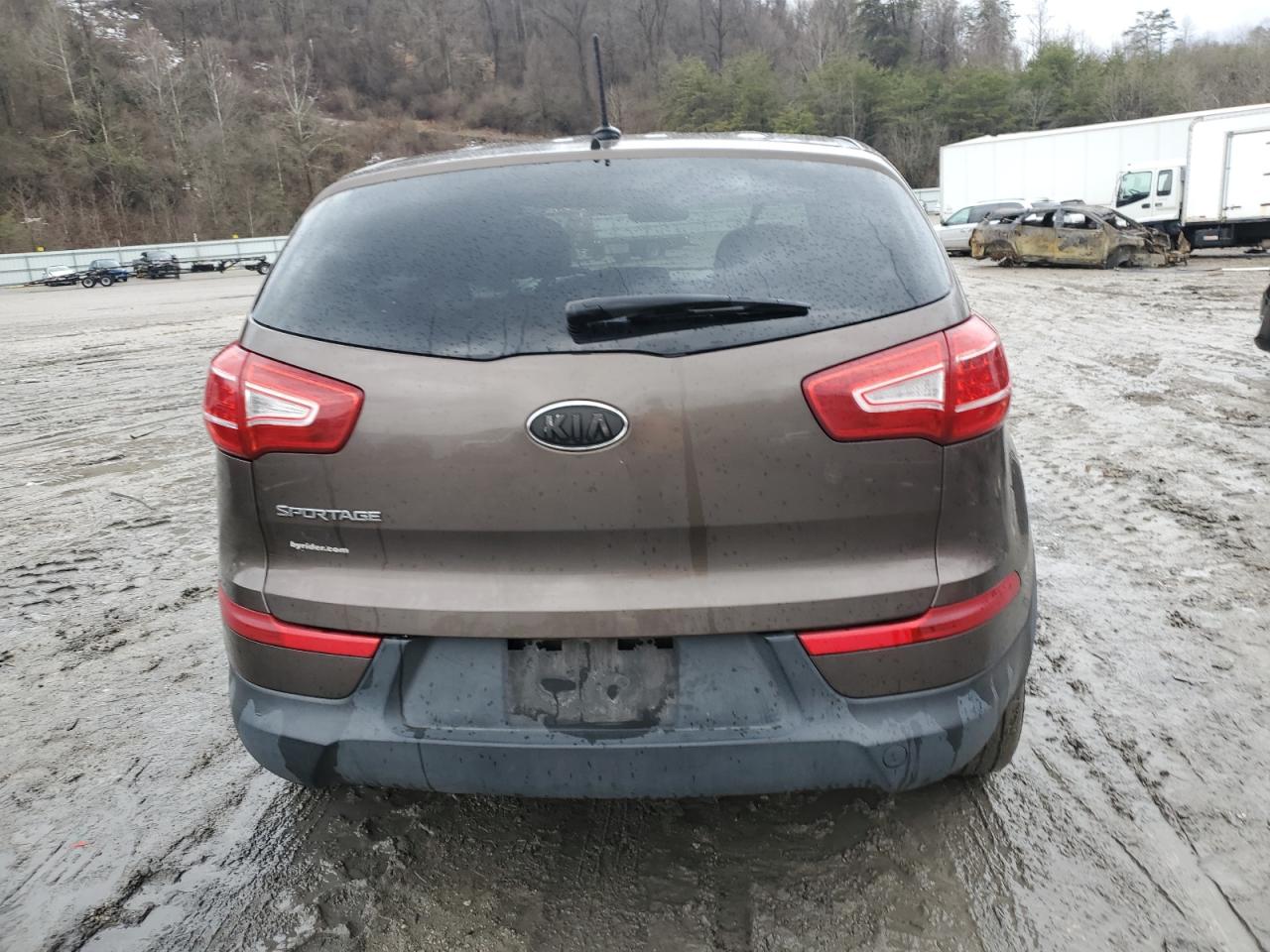 2012 KIA Sportage VIN KNDPBCA24C7330763 Copart auction photo, front end damage thumbnail 6