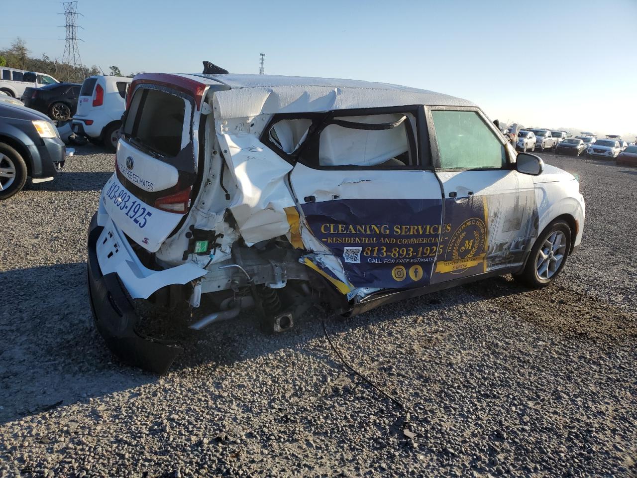 2021 KIA Soul VIN KNDJ23AU4M7765565 Copart auction photo, side / rear end damage thumbnail 3