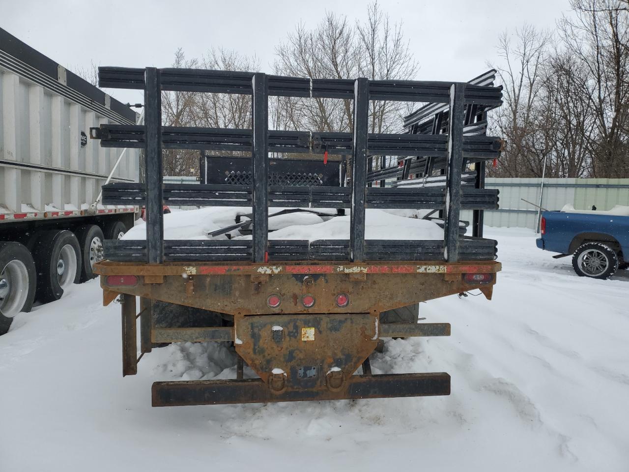 2018 RAM 5500 VIN 3C7WRNDL3JG421065 Copart auction photo, front end damage thumbnail 6