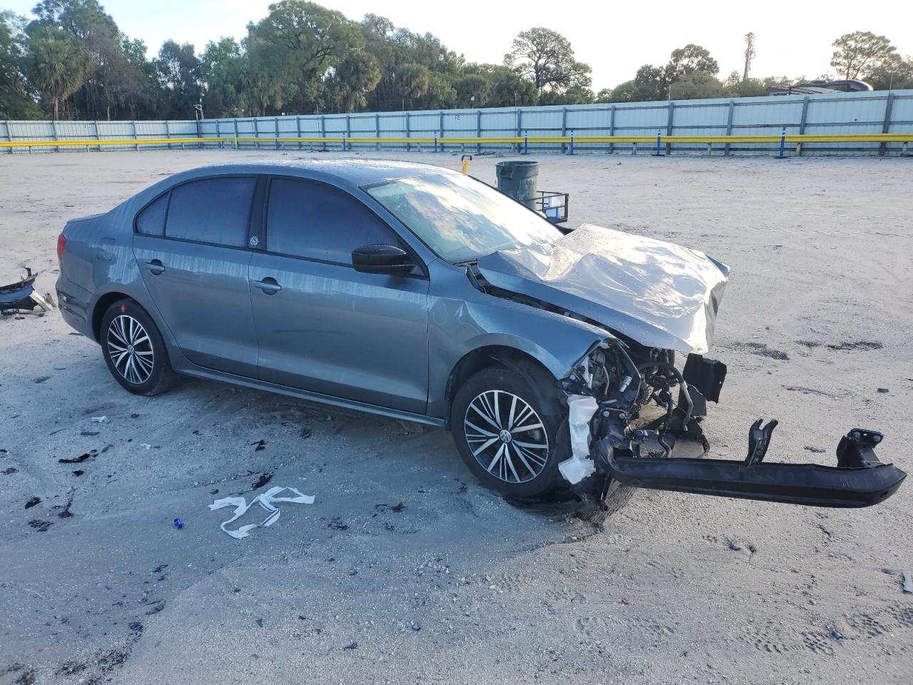 2018 Volkswagen Jetta VIN 3VWB67AJ3JM206349 Copart auction photo, front end damage thumbnail 4