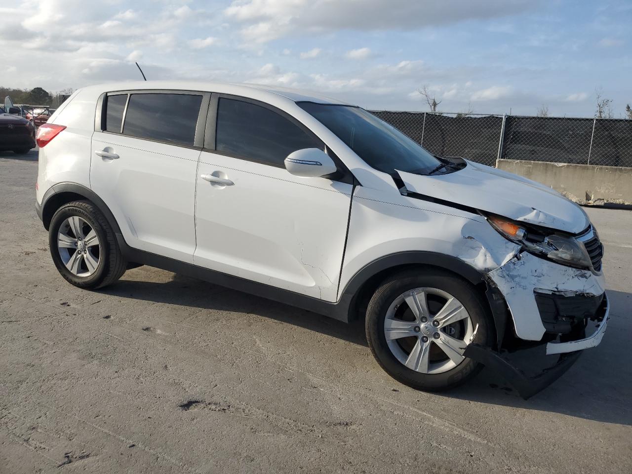 2013 KIA Sportage VIN KNDPB3A23D7467291 Copart auction photo, front end / rear end damage thumbnail 4
