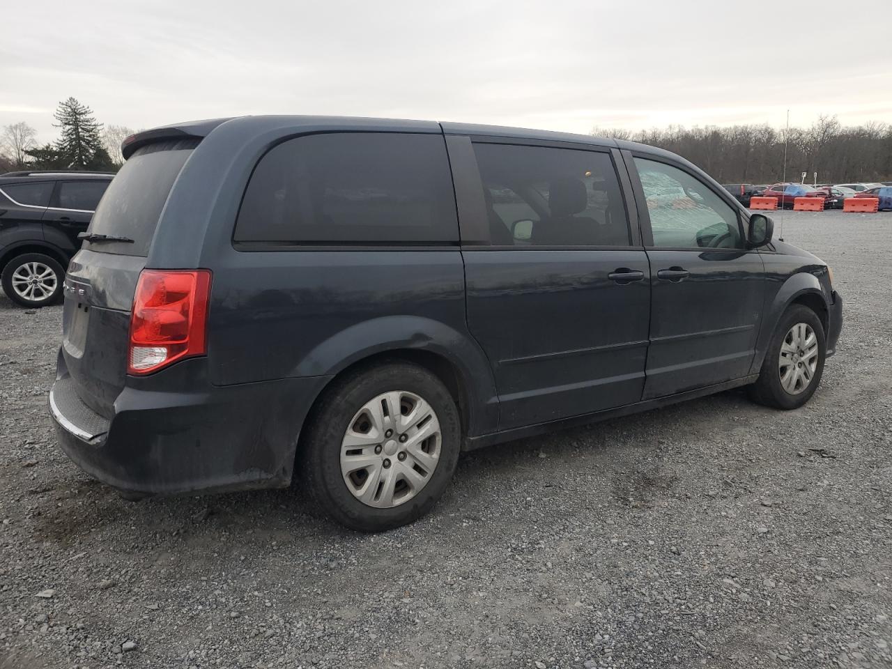 2014 Dodge Caravan VIN 2C4RDGBG9ER443615 Copart auction photo, front end damage thumbnail 3