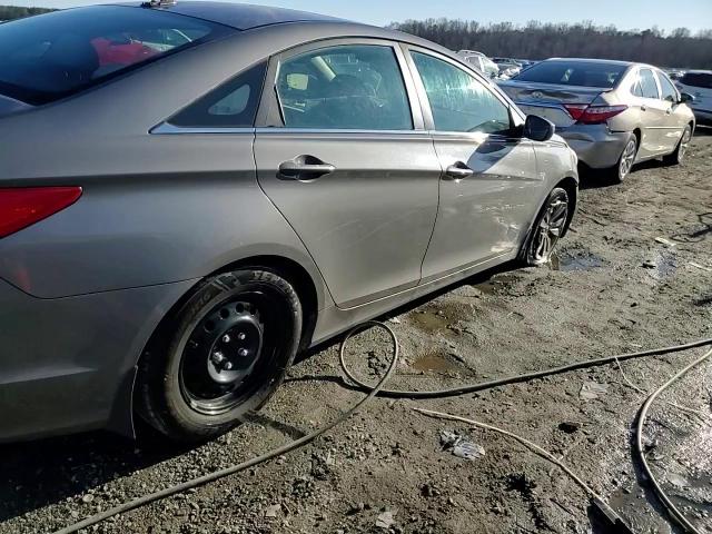 2012 Hyundai Sonata VIN 5NPEB4AC2CH433472 Copart auction photo, front end damage thumbnail 13