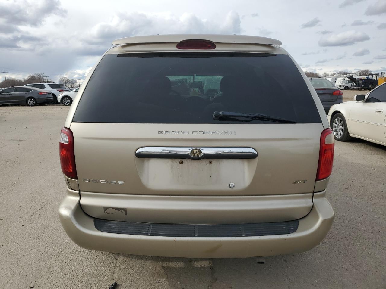 2006 Chrysler Town & Country VIN 1A4GP45R56B594889 Copart auction photo, front end / rear end damage thumbnail 6