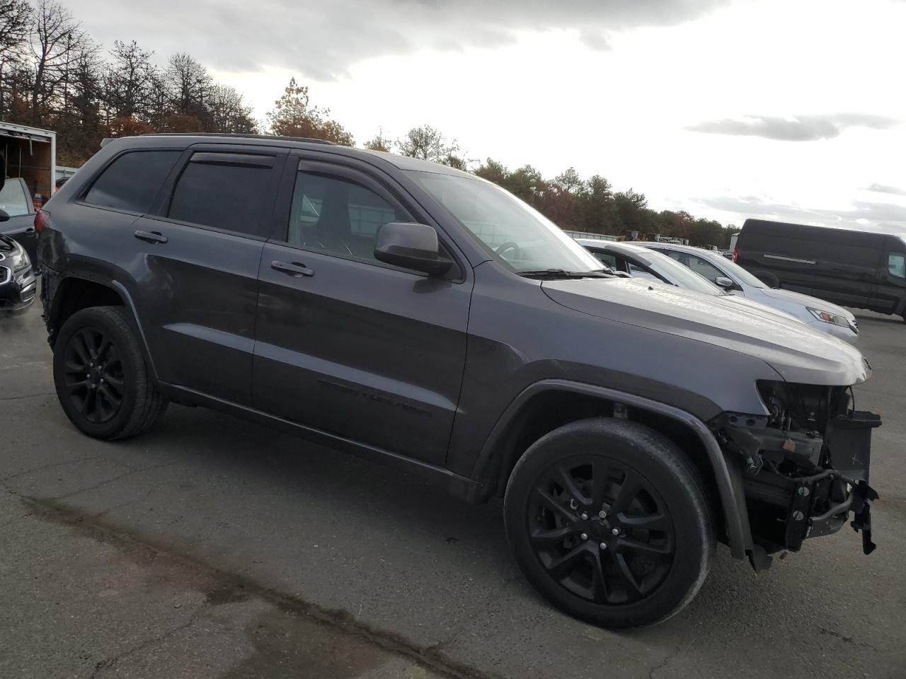 2020 Jeep Grand Cherokee VIN 1C4RJFAG3LC104570 Copart auction photo, front end / rear end damage thumbnail 4