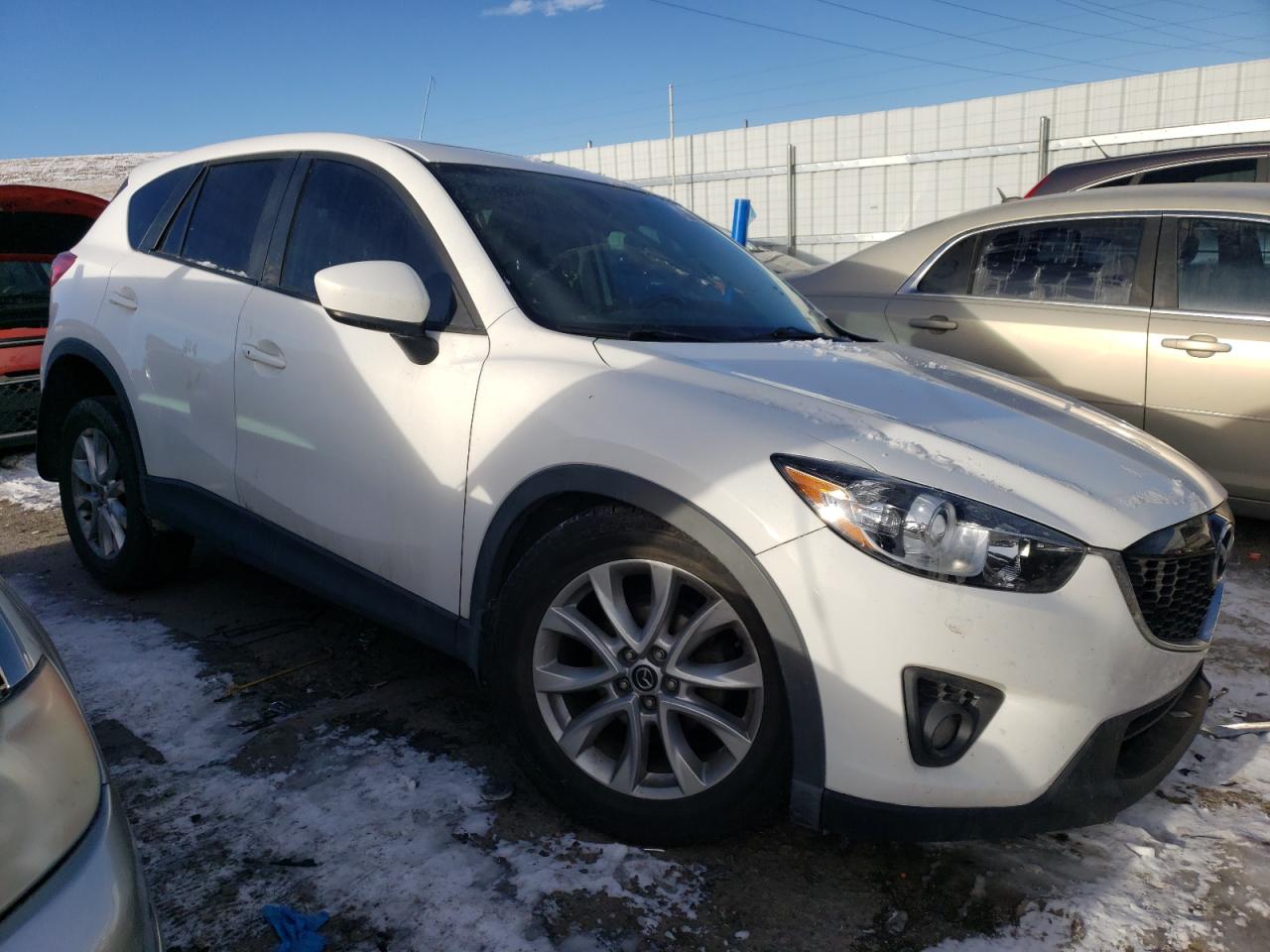 2015 Mazda CX-5 VIN JM3KE4DY1F0458938 Copart auction photo, front end / side damage thumbnail 4