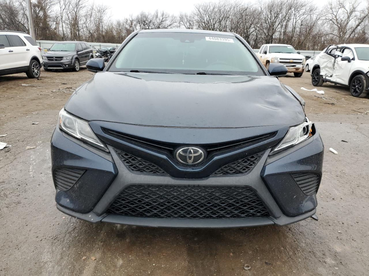 2018 Toyota Camry VIN 4T1B11HKXJU651787 Copart auction photo, front end / side damage thumbnail 5