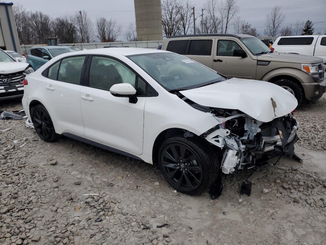 2024 Toyota Corolla VIN JTDBCMFE3RJ033172 Copart auction photo, front end damage thumbnail 4