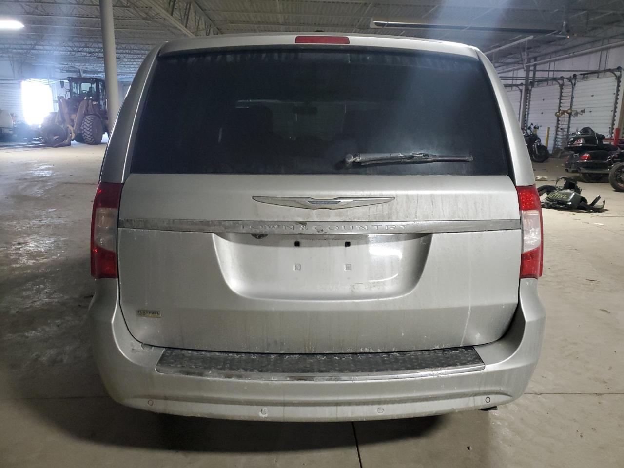 2011 Chrysler Town & Country VIN 2A4RR8DG8BR744662 Copart auction photo, mechanical / front end damage thumbnail 6