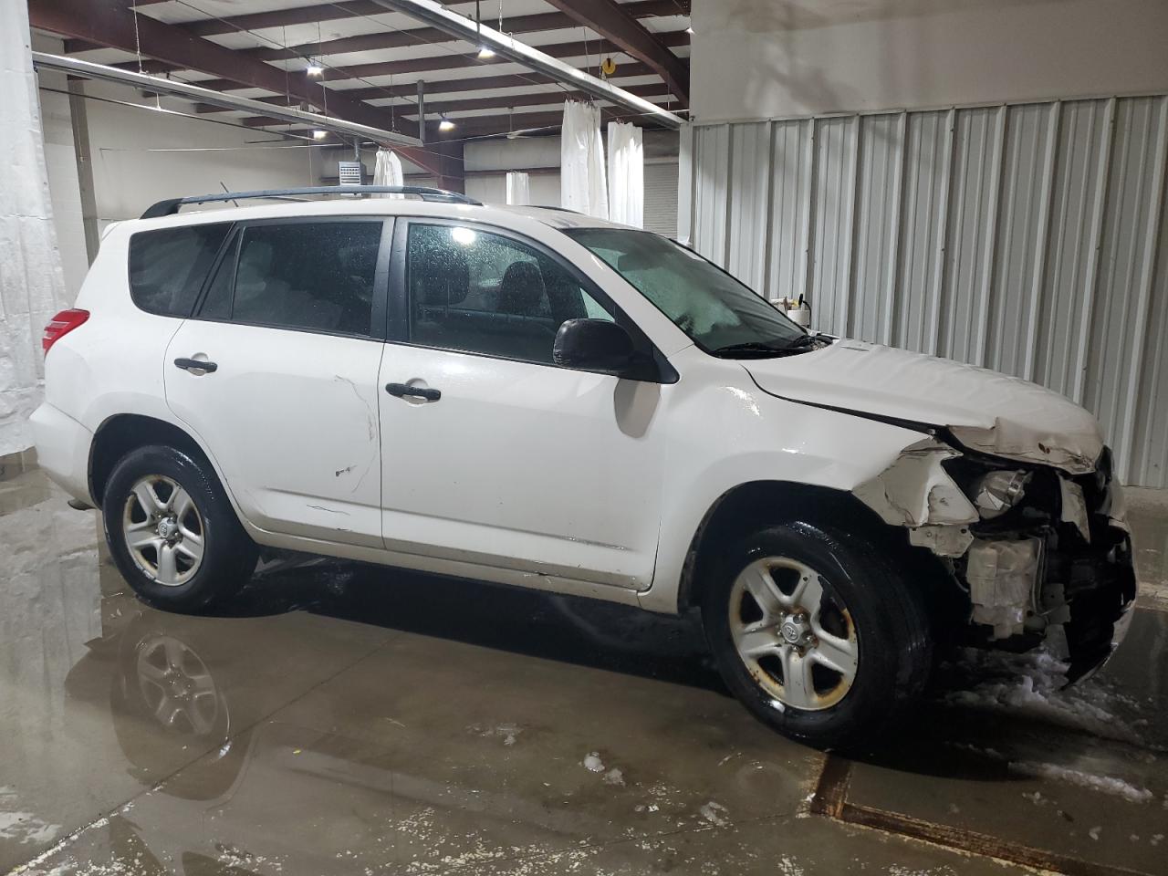 2010 Toyota RAV 4 VIN 2T3BF4DV3AW039165 Copart auction photo, front end damage thumbnail 4
