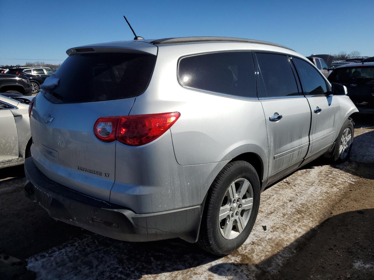 2011 Chevrolet Traverse VIN 1GNKVJEDXBJ289775 Copart auction photo, front end / side damage thumbnail 3