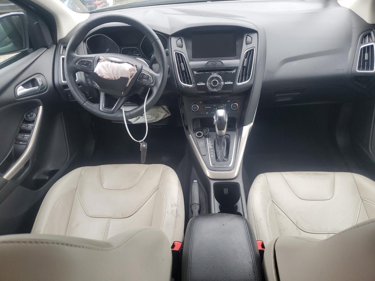2018 Ford Focus VIN 1FADP3J20JL281110 Copart auction photo, all over / undercarriage damage thumbnail 8