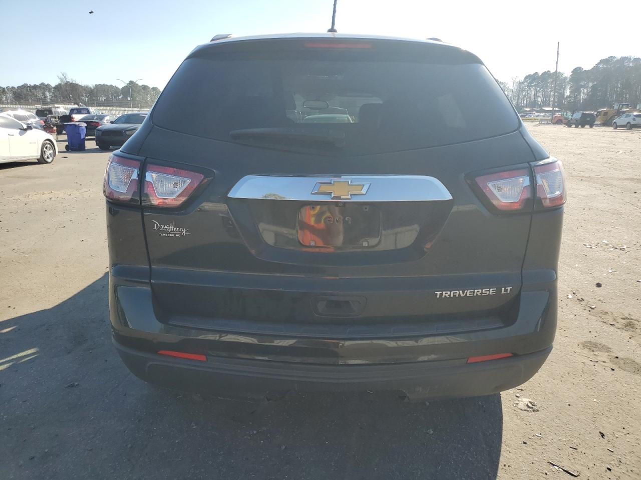 2015 Chevrolet Traverse VIN 1GNKRHKD9FJ324362 Copart auction photo, side / front end damage thumbnail 6