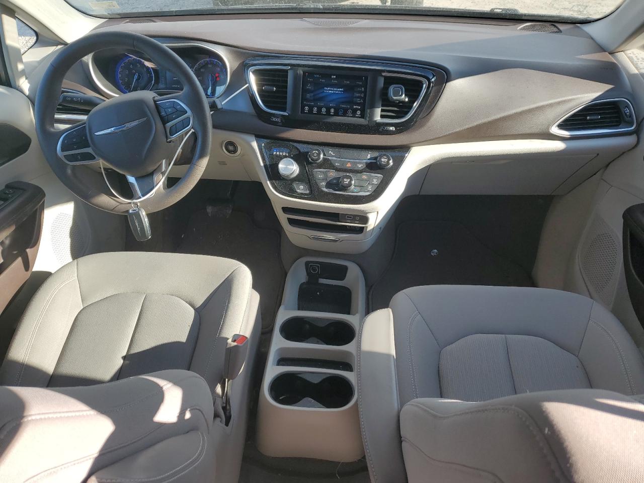 2018 Chrysler Pacifica VIN 2C4RC1AG4JR104322 Copart auction photo, front end / minor dent/scratches damage thumbnail 8