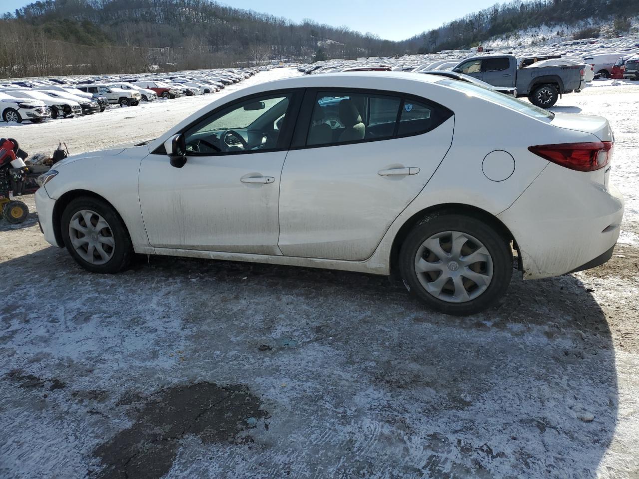 2014 Mazda 3 VIN JM1BM1U78E1217002 Copart auction photo, front end damage thumbnail 2
