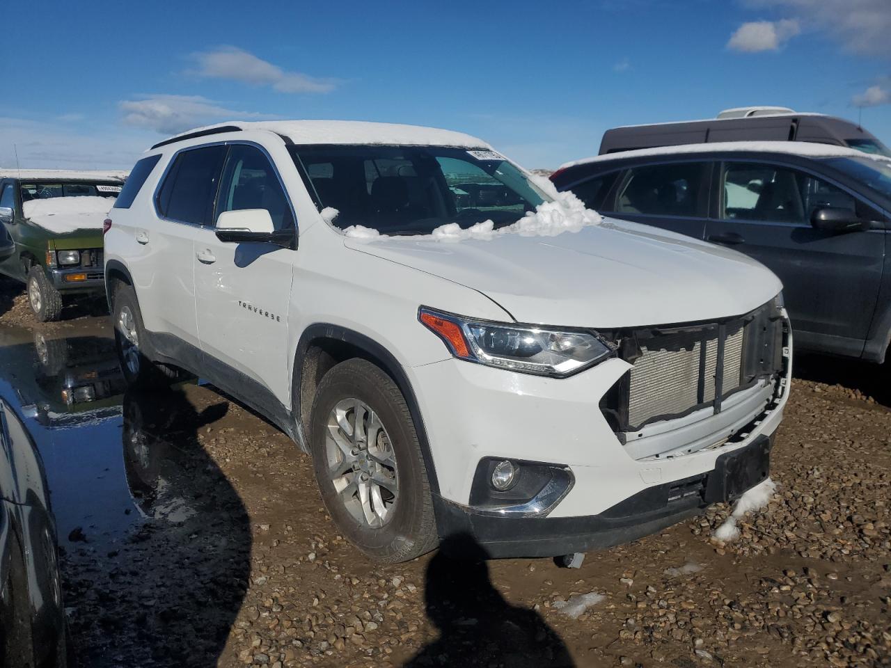 2020 Chevrolet Traverse VIN 1GNEVGKW5LJ316887 Copart auction photo, front end damage thumbnail 4