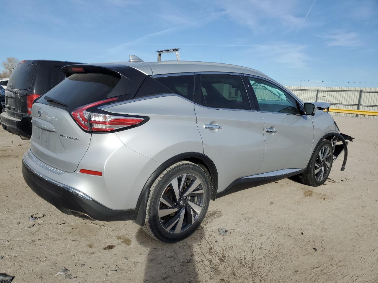 2018 Nissan Murano VIN 5N1AZ2MG6JN102058 Copart auction photo, front end / minor dent/scratches damage thumbnail 3