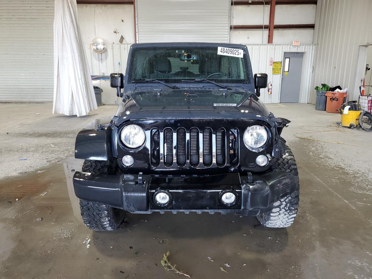 2016 Jeep Wrangler VIN 1C4BJWDG7GL258105 Copart auction photo, front end damage thumbnail 5