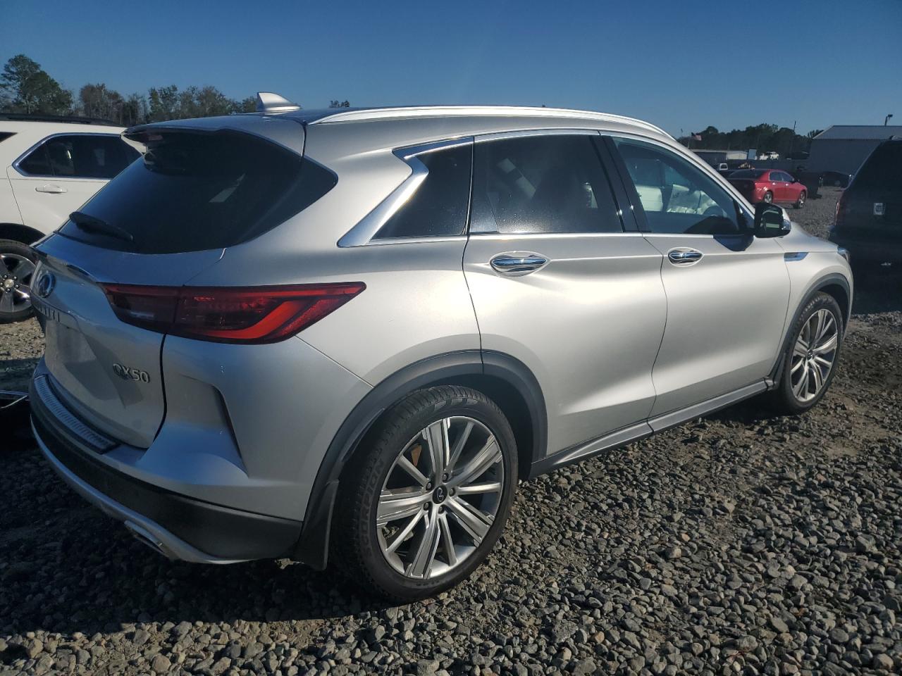 2020 Infiniti QX50 VIN 3PCAJ5M35LF111622 Copart auction photo, front end damage thumbnail 3