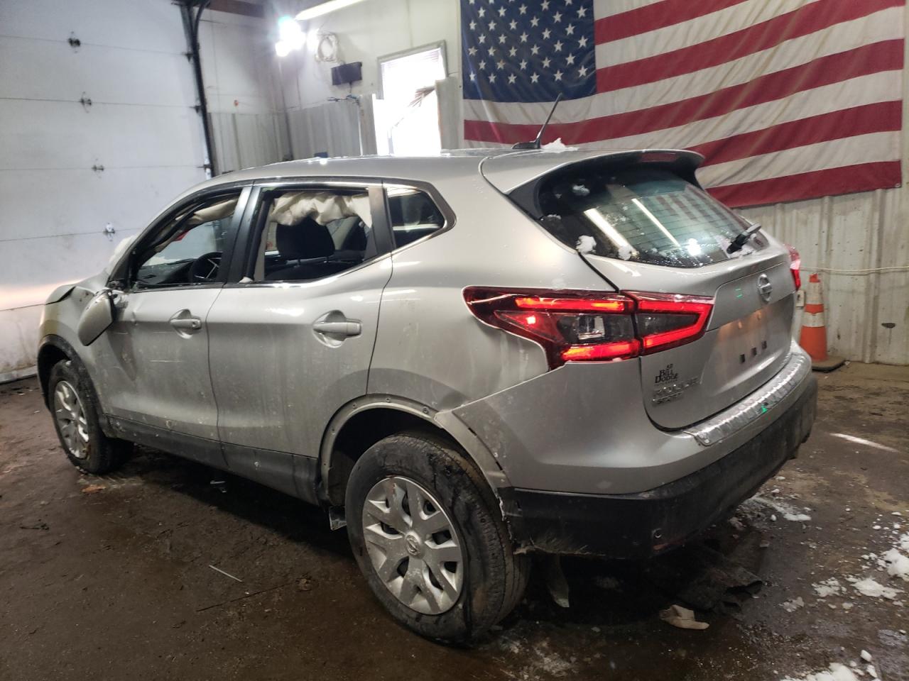 2020 Nissan Rogue VIN JN1BJ1CW8LW650856 Copart auction photo, rollover damage thumbnail 2