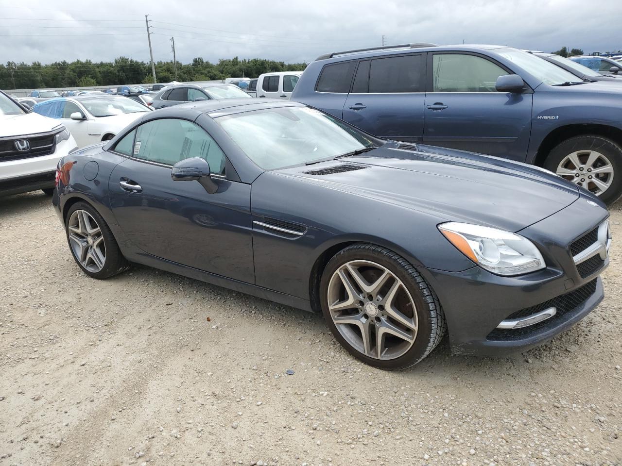 2012 Mercedes-Benz SLK-klasse VIN WDDPK5HA5CF015751 Copart auction photo, water/flood damage thumbnail 4