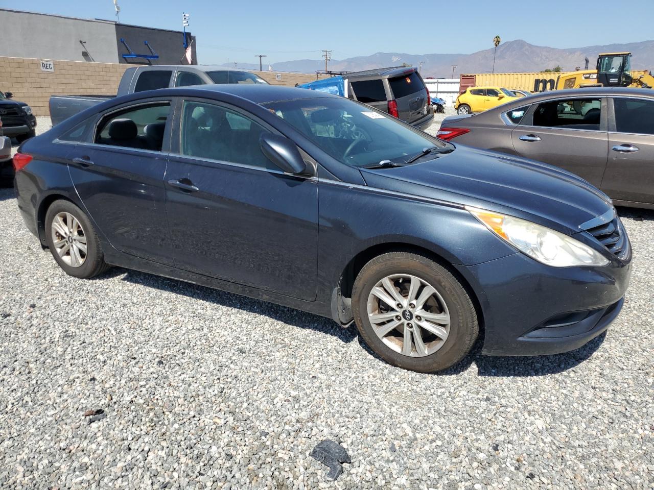 2013 Hyundai Sonata VIN 5NPEB4ACXDH618368 Copart auction photo, vandalism / all over damage thumbnail 4