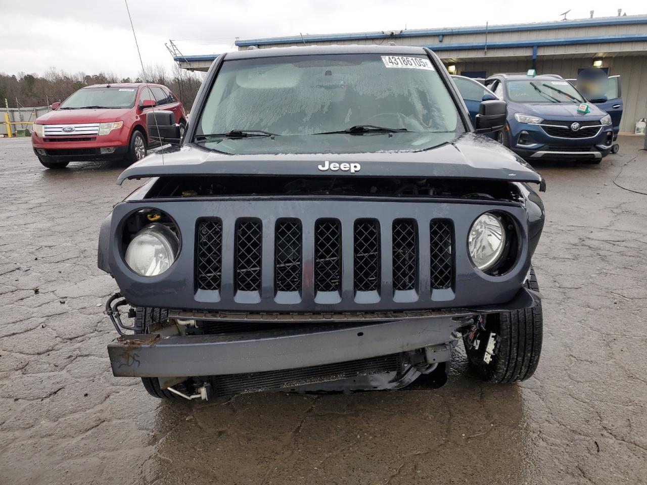 2015 Jeep Liberty (Patriot) VIN 1C4NJRFB0FD270282 Copart auction photo, front end damage thumbnail 5