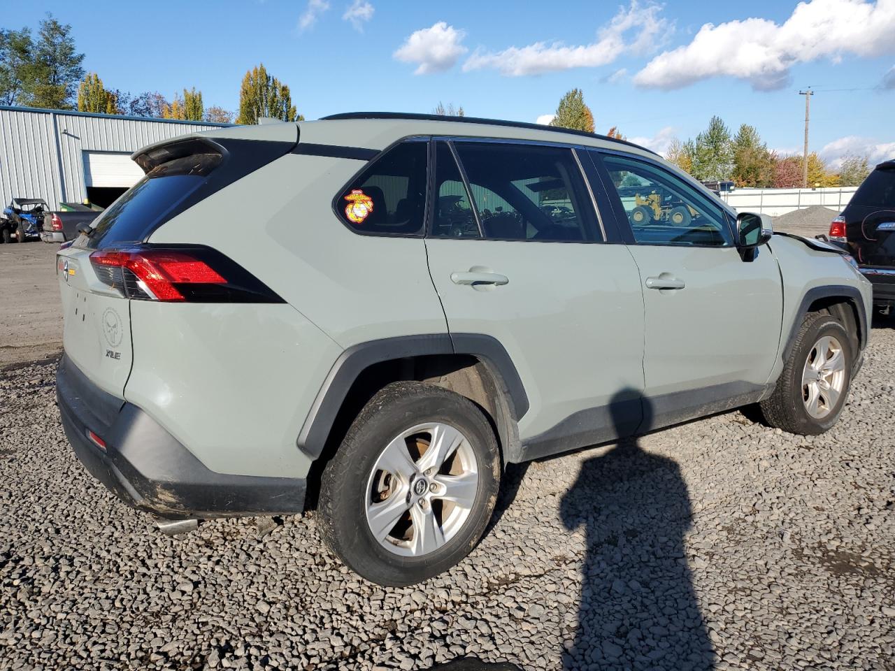 2021 Toyota RAV 4 VIN 2T3W1RFV6MW114312 Copart auction photo, front end damage thumbnail 3