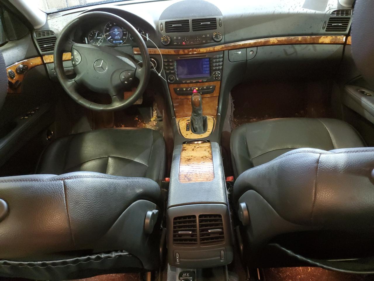 2006 Mercedes-Benz E-klasse VIN WDBUF26J26A981929 Copart auction photo, rear end / minor dent/scratches damage thumbnail 8