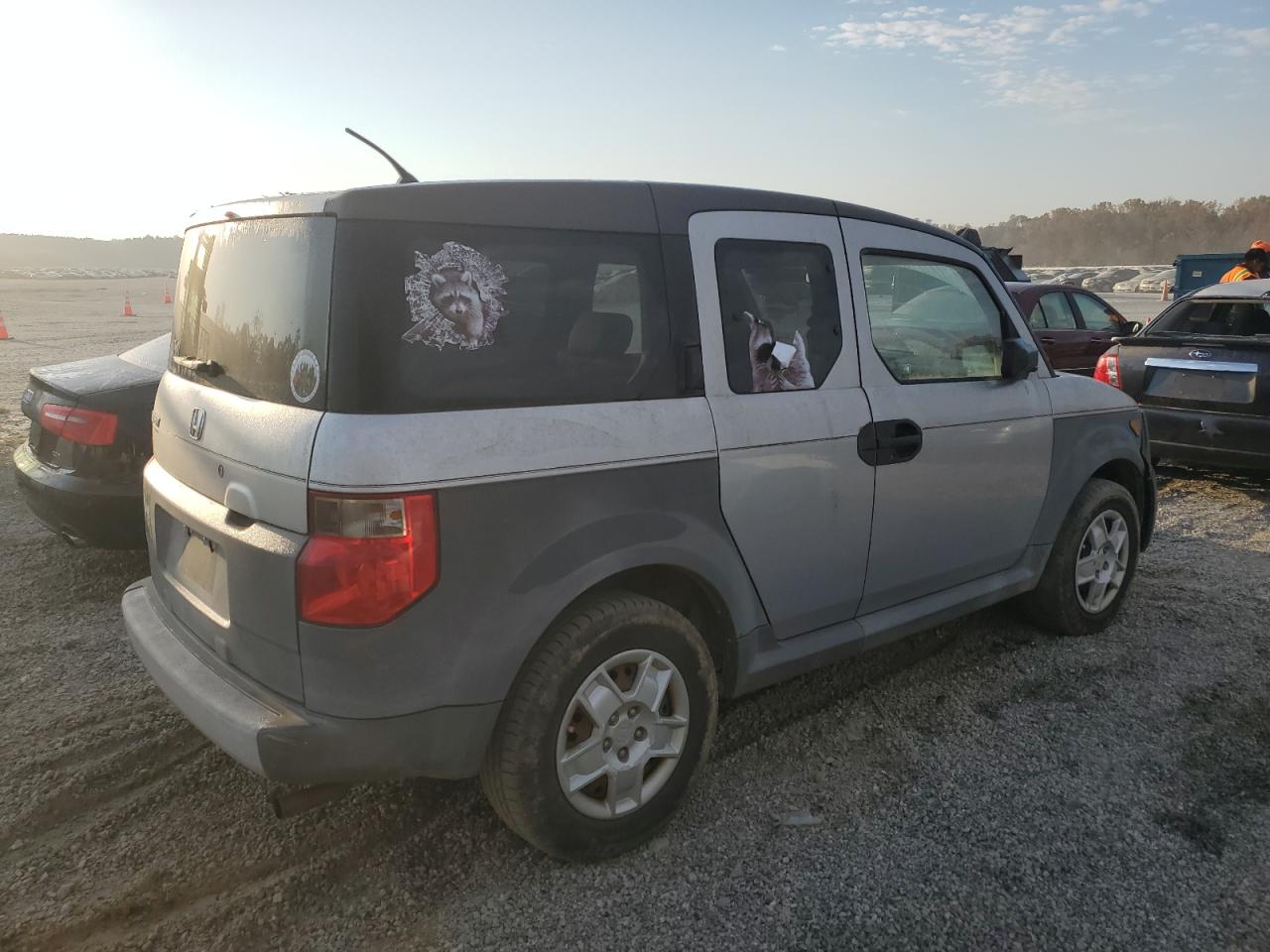 2005 Honda Element VIN 5J6YH28395L027154 Copart auction photo, water/flood / front end damage thumbnail 3