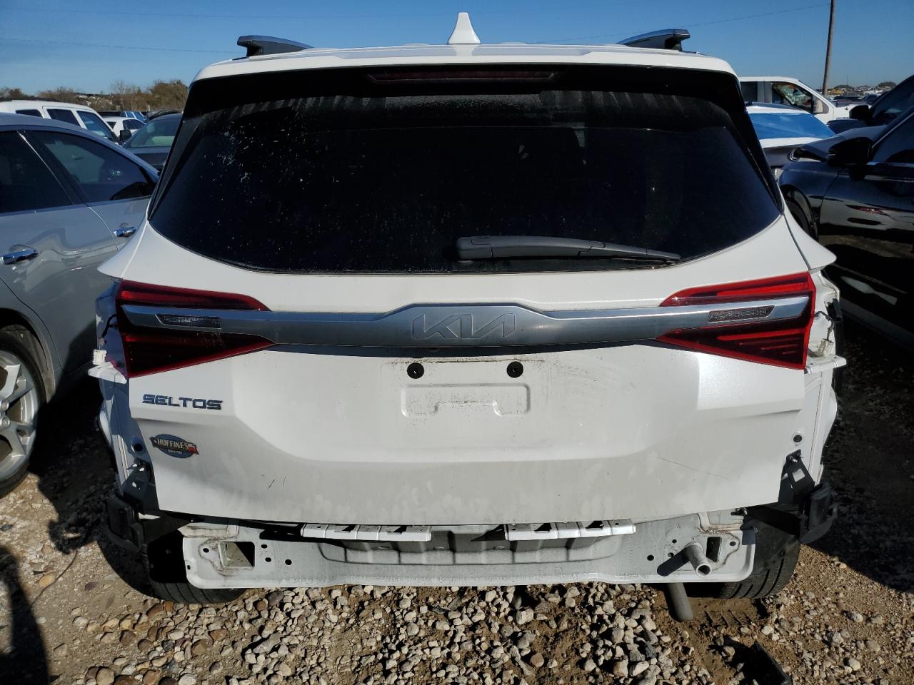 2023 KIA Seltos VIN KNDEU2AA2P7394597 Copart auction photo, all over damage thumbnail 6