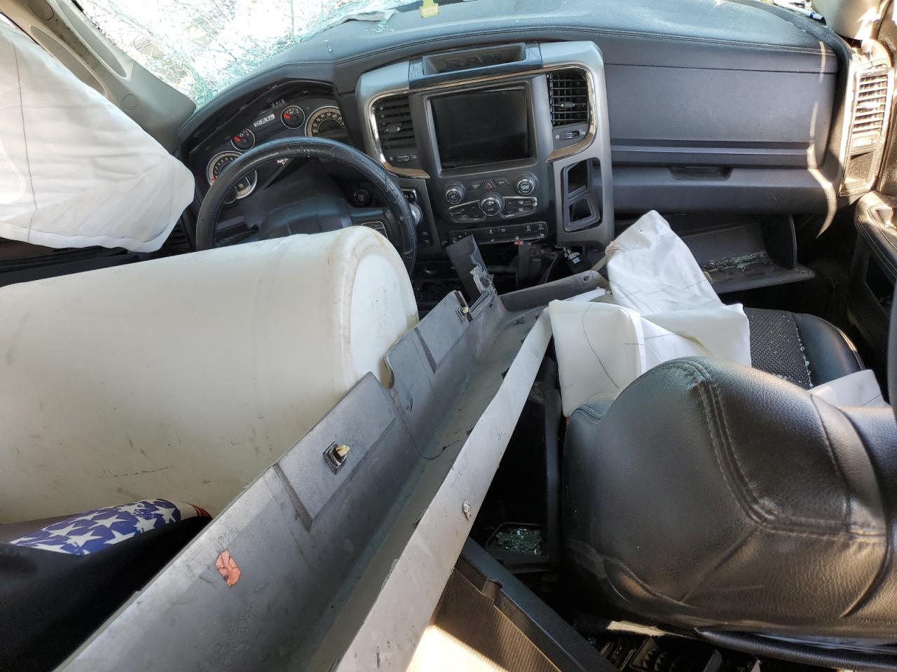 2016 RAM 1500 VIN 1C6RR7UT1GS261265 Copart auction photo, rollover damage thumbnail 8