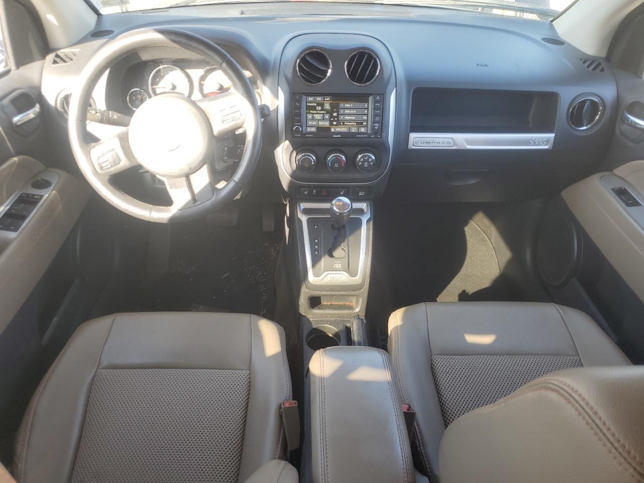 2014 Jeep Compass VIN 1C4NJDEB7ED661562 Copart auction photo, side / minor dent/scratches damage thumbnail 8