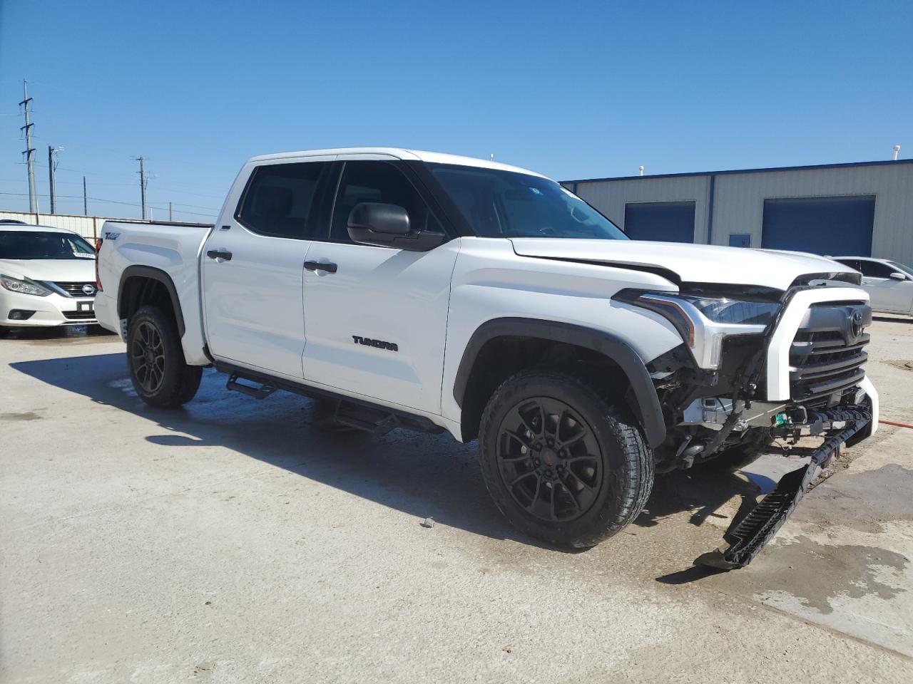 2022 Toyota Tundra VIN 5TFLA5DB4NX050255 Copart auction photo, front end damage thumbnail 4