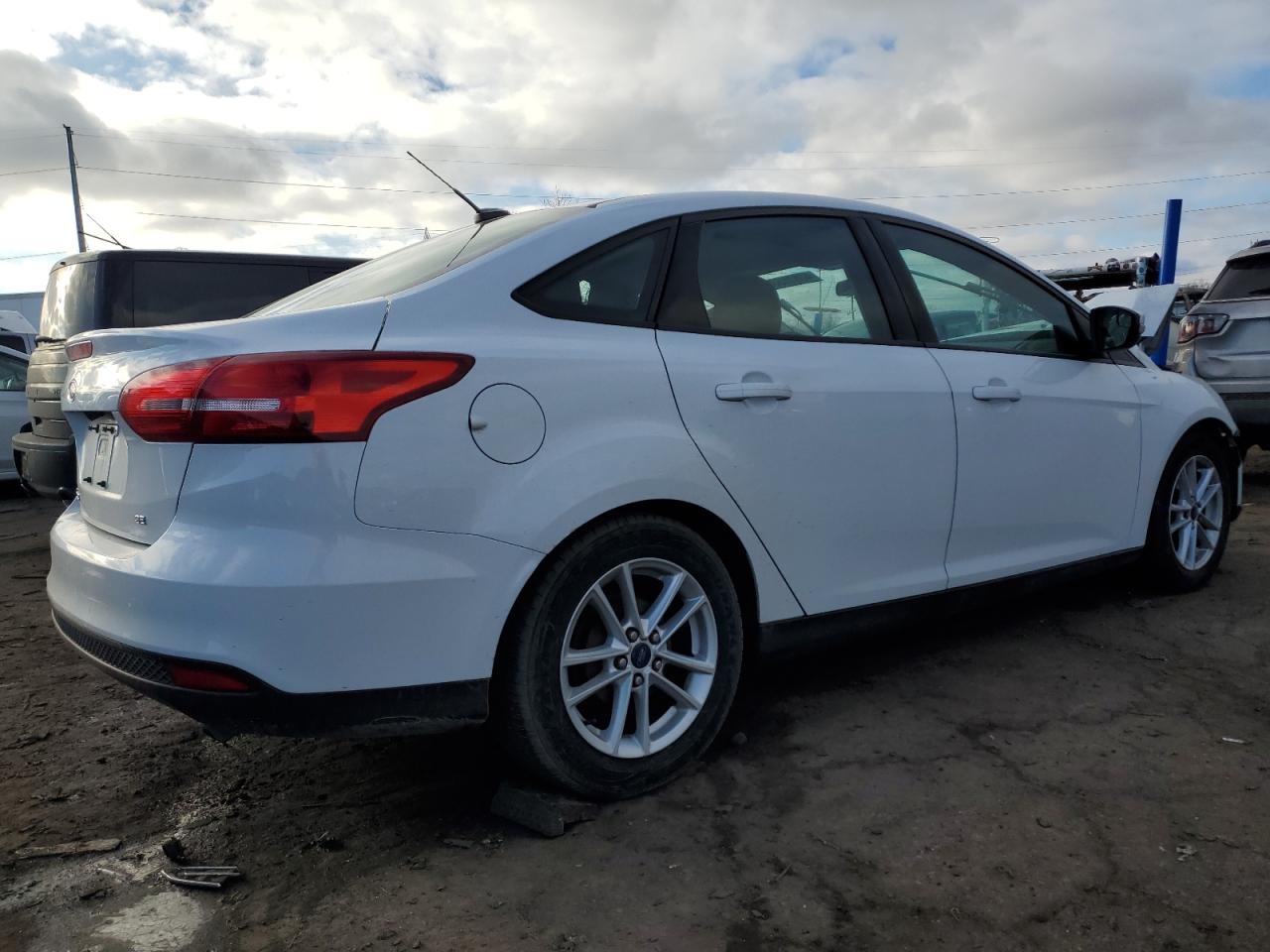 2016 Ford Focus VIN 1FADP3F25GL348978 Copart auction photo, front end damage thumbnail 3