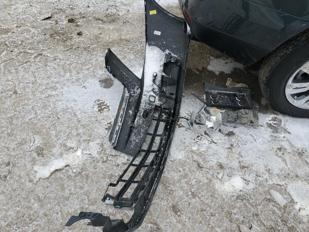 2011 Cadillac SRX VIN 3GYFNAEY5BS520636 Copart auction photo, front end damage thumbnail 15