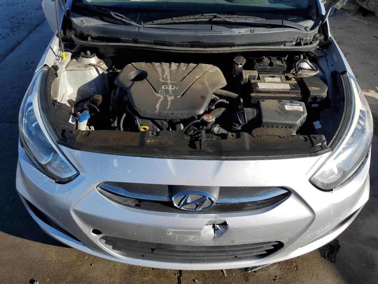 2015 Hyundai Accent VIN KMHCT4AE9FU886810 Copart auction photo, vandalism / front end damage thumbnail 11