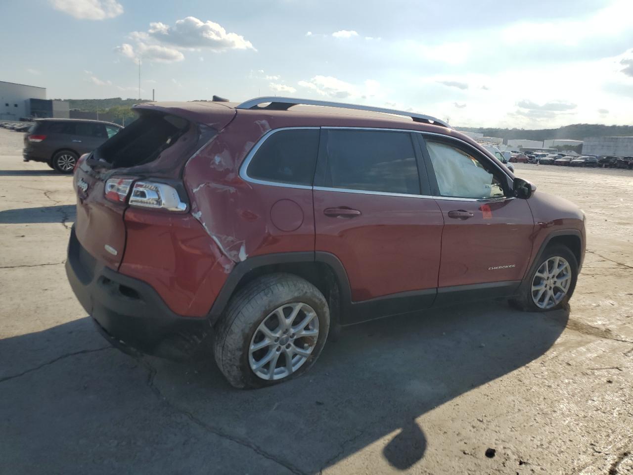 2017 Jeep Grand Cherokee VIN 1C4PJLCS7HW610142 Copart auction photo, side / rear end damage thumbnail 3