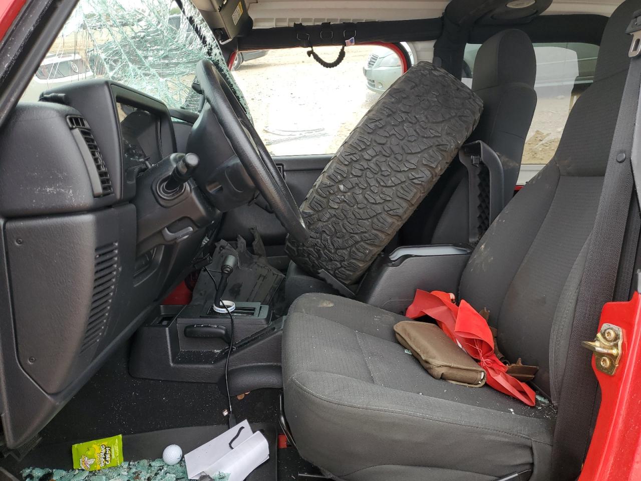 2006 Jeep Wrangler VIN 1J4FA39S56P743373 Copart auction photo, rear end / all over damage thumbnail 7
