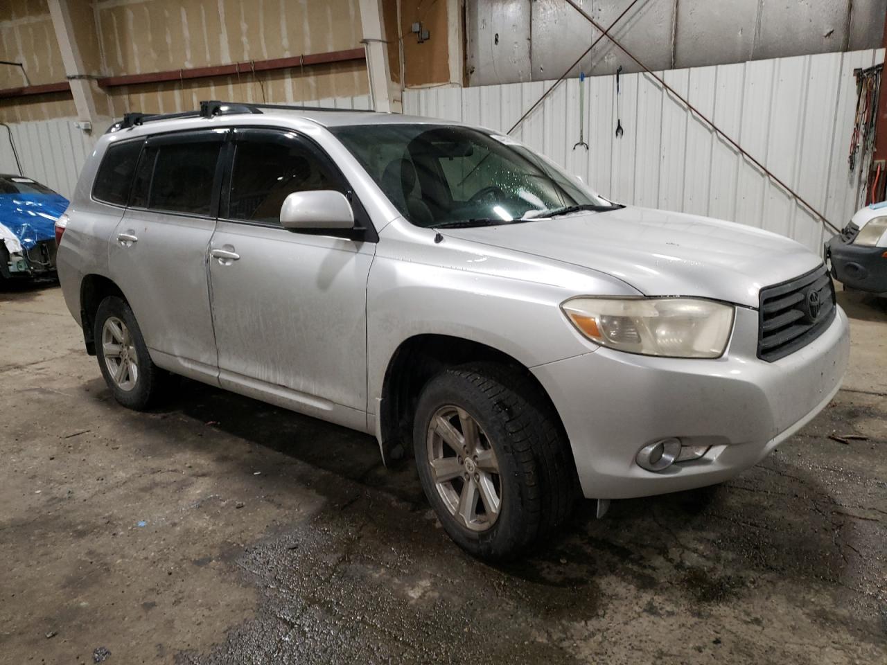 2010 Toyota Highlander VIN 5TDZA3EH8AS002291 Copart auction photo, side / all over damage thumbnail 4