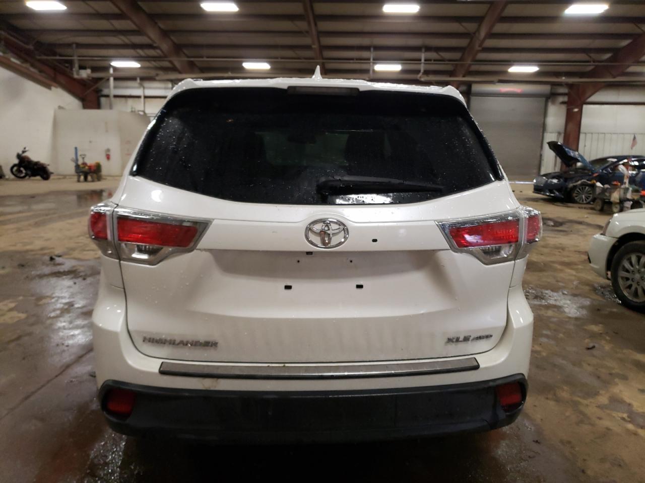 2016 Toyota Highlander VIN 5TDJKRFH5GS278612 Copart auction photo, front end / side damage thumbnail 6