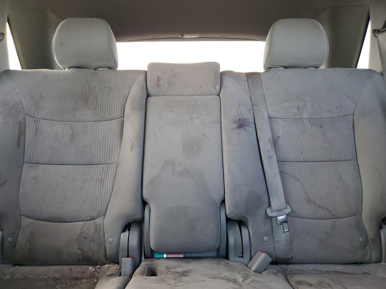 2011 KIA Sorento VIN 5XYKT3A1XBG132821 Copart auction photo, side / rear end damage thumbnail 10