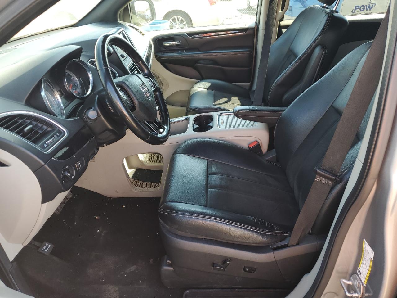 2019 Dodge Caravan VIN 2C4RDGCG6KR712891 Copart auction photo, front end damage thumbnail 7