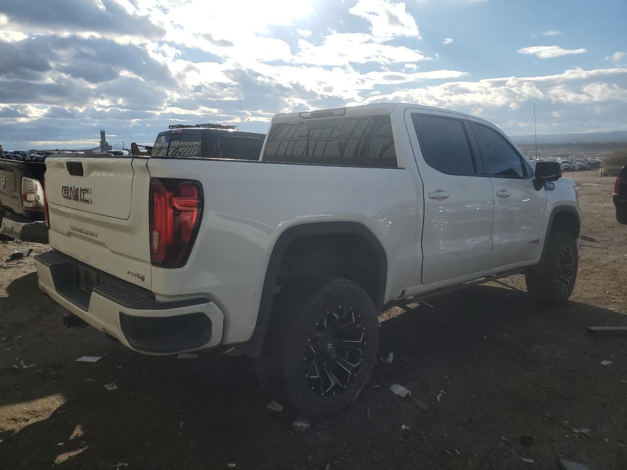 2020 GMC Sierra VIN 3GTP9EED4LG107372 Copart auction photo, water/flood damage thumbnail 3
