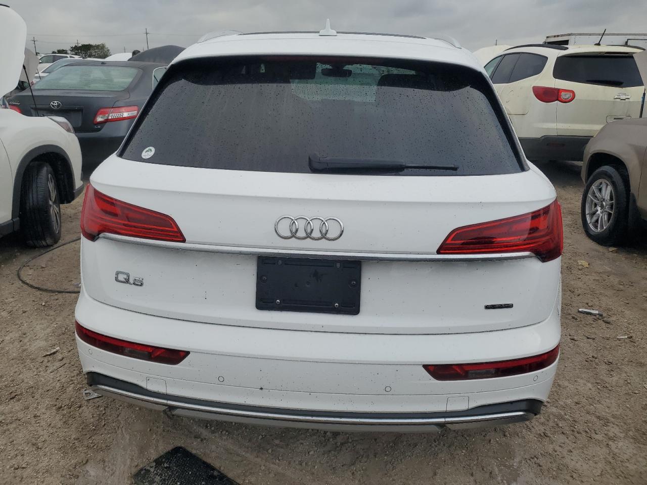 2021 Audi Q5 VIN WA1BAAFY4M2098866 Copart auction photo, water/flood damage thumbnail 6