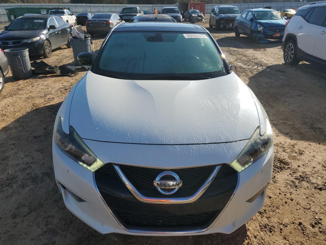 2018 Nissan Maxima VIN 1N4AA6AP0JC393777 Copart auction photo, side / minor dent/scratches damage thumbnail 5