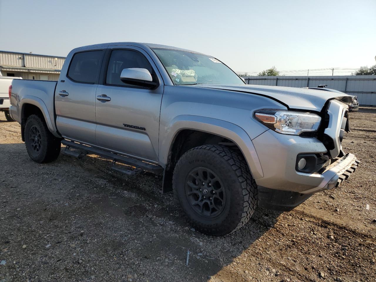 2022 Toyota Tacoma VIN 3TMAZ5CN9NM192859 Copart auction photo, front end damage thumbnail 4