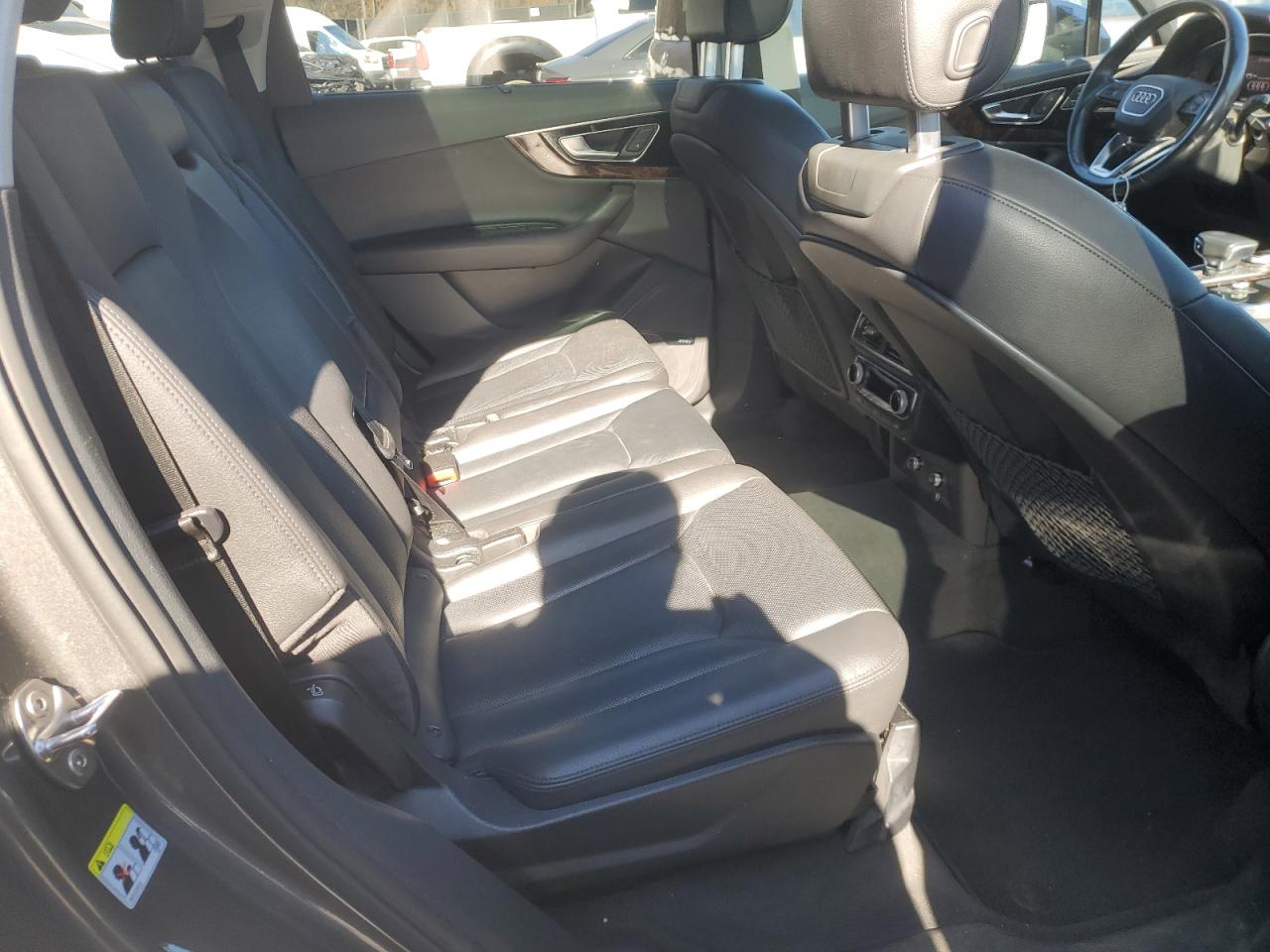 2018 Audi Q7 VIN WA1VAAF74JD045704 Copart auction photo, minor dent/scratches damage thumbnail 11