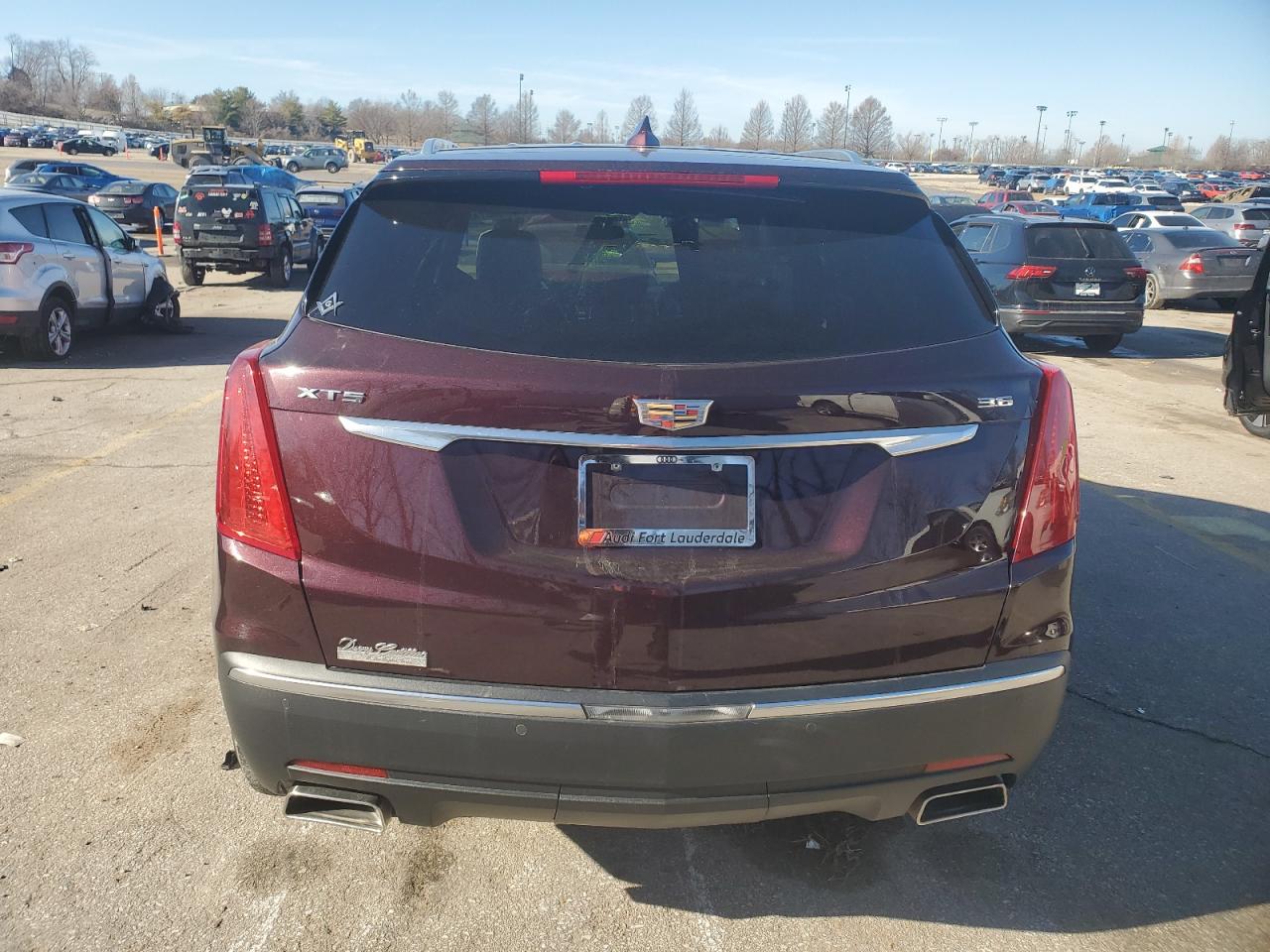 2017 Cadillac XT5 VIN 1GYKNBRS2HZ239867 Copart auction photo, front end damage thumbnail 6